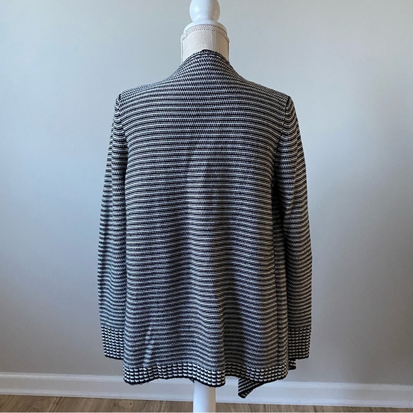 Striped Cardigan black and white - Picture 5 of 9